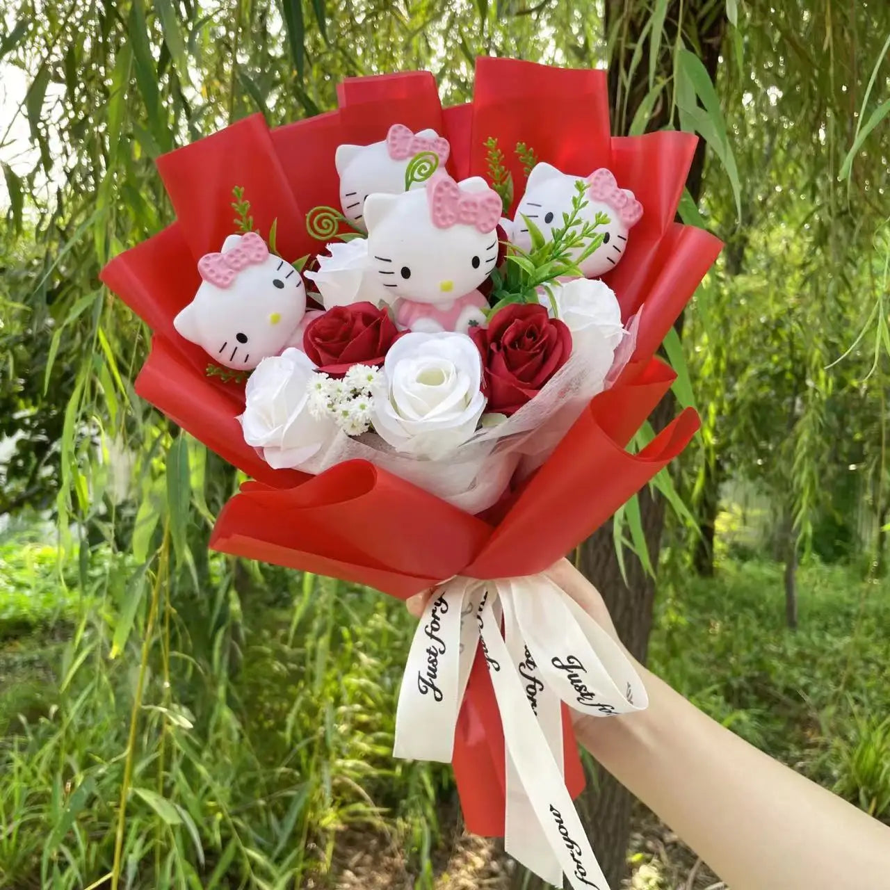 Kawaii Hello Kitty Cat Bouquet